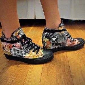 Wedge Converse Lux Digital Floral Print Size 8